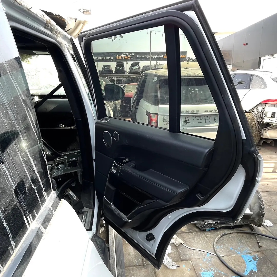 Door (RHB) - 2015 Land Rover RANGE ROVER Autobiography