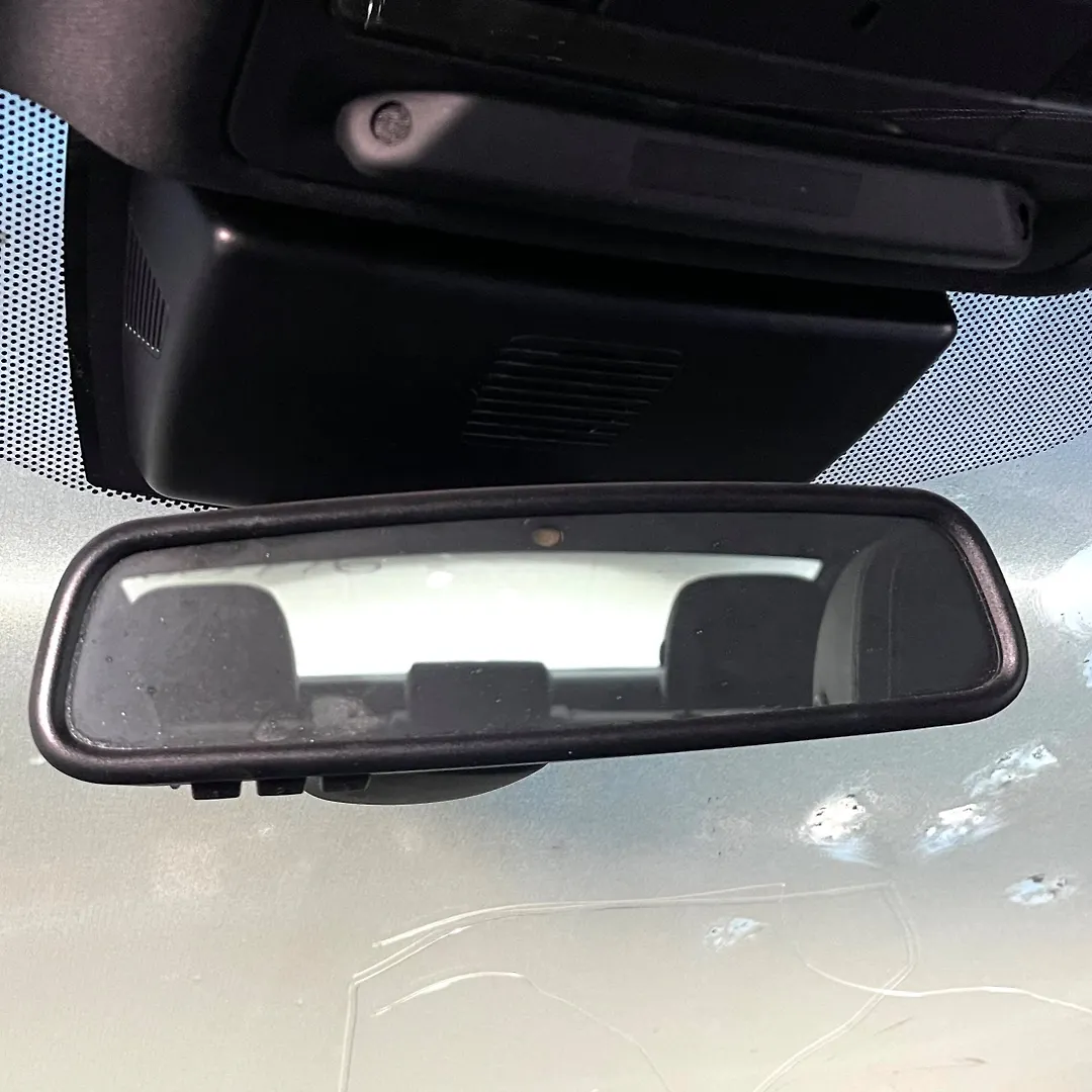 Mirror (Inner rear view) - 2015 Jaguar XF