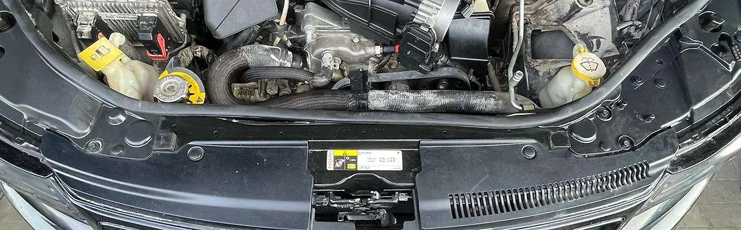 Radiator cover baffle - 2014 Jeep GRAND CHEROKEE