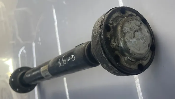 Front drive shaft - 2008 Audi Q7