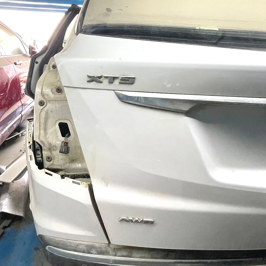 Trunk - 2017 Cadillac XT5