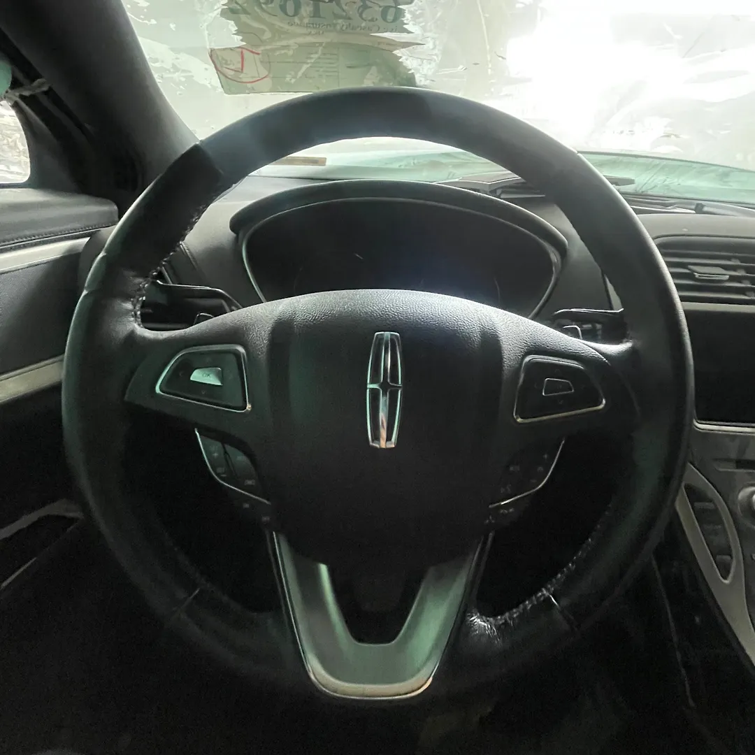 Steering wheel - 2018 Lincoln MKX Premier