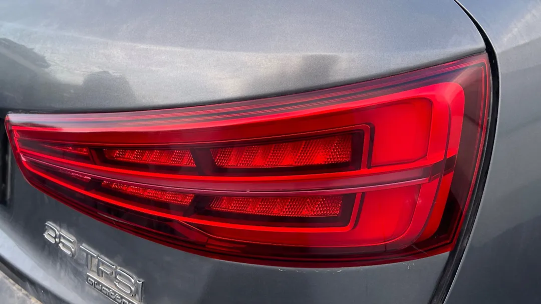 Tail Light (RH) - 2017 Audi Q3