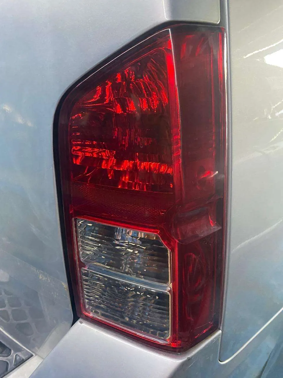 Tail Light (RH) - 2014 Nissan Pathfinder