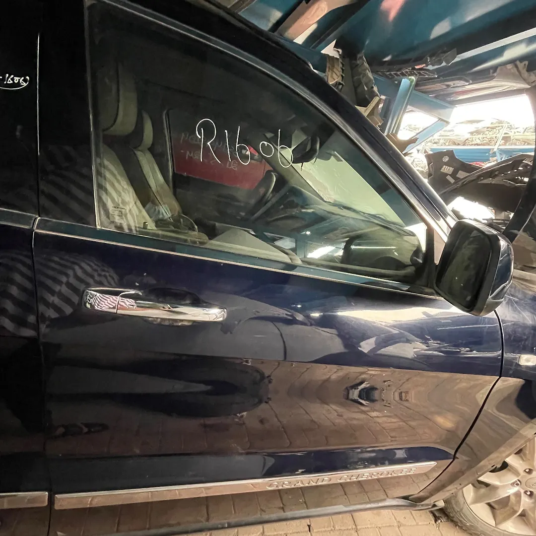 Door (RHF) - 2012 Jeep GRAND CHEROKEE