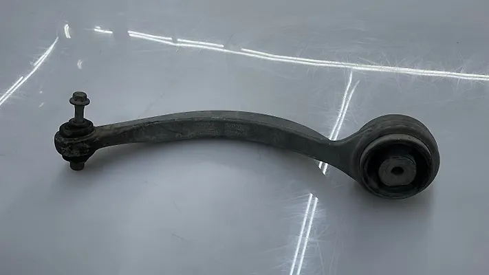 Lower Arm(RHF) - 2009 Jaguar XF
