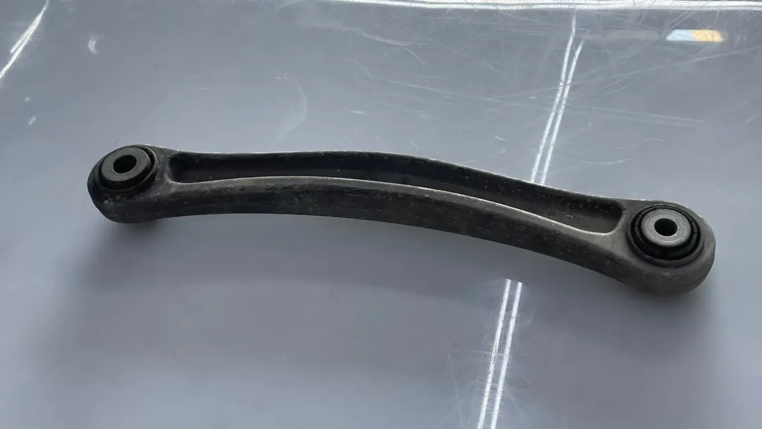 Upper arm (LH) - 2009 Volkswagen Touareg