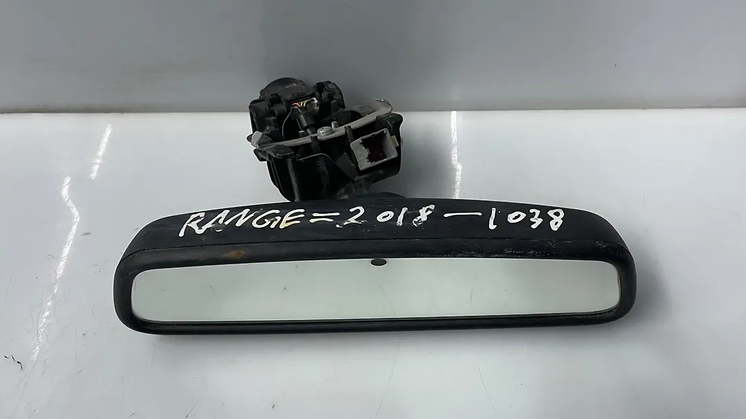 Rear view mirror - 2014 Land Rover RANGE ROVER HSE
