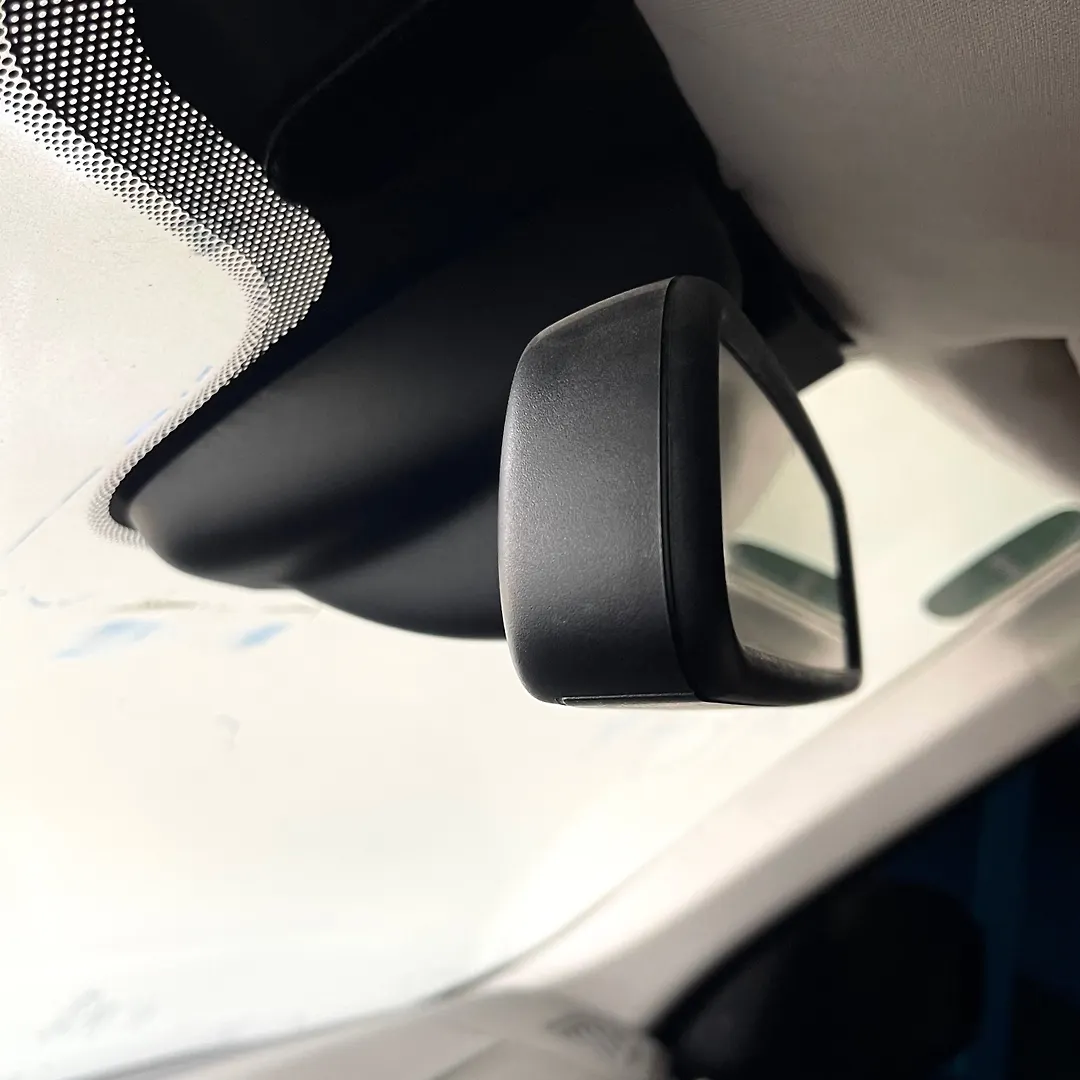 Mirror (Inner rear view) - 2015 Land Rover LR4