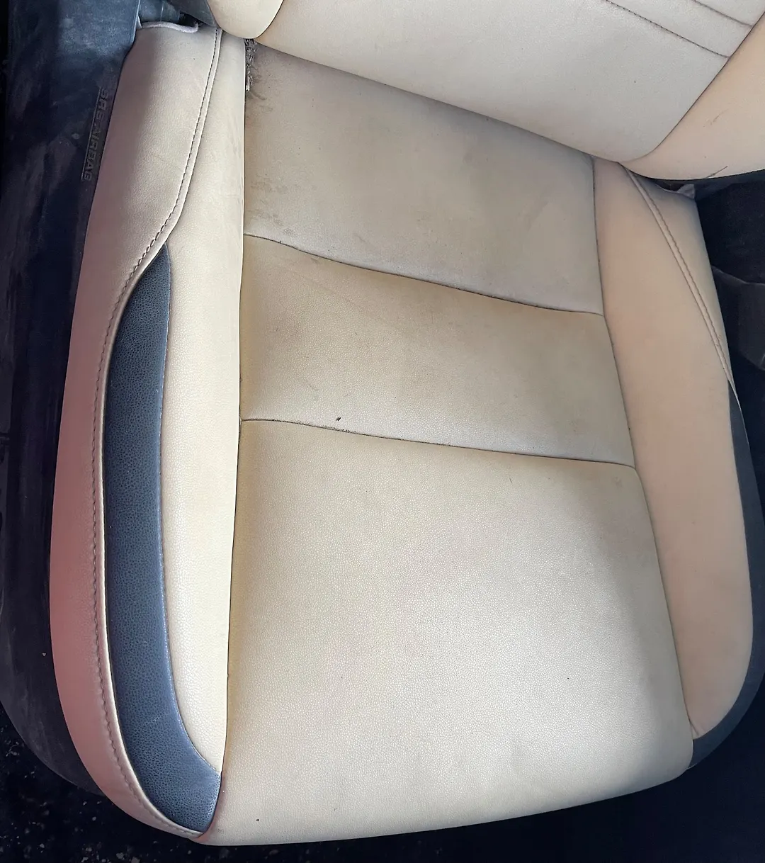 Front Seat (RHS) - 2020 Lexus NX300