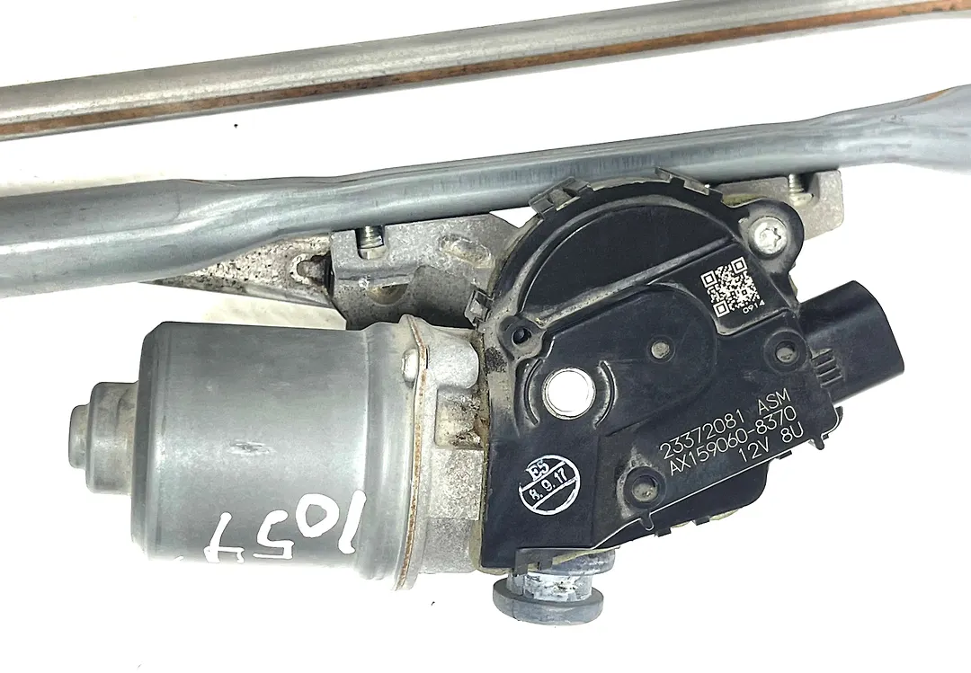 Windshield wiper motor - 2018 Cadillac XT5 Premium Luxury