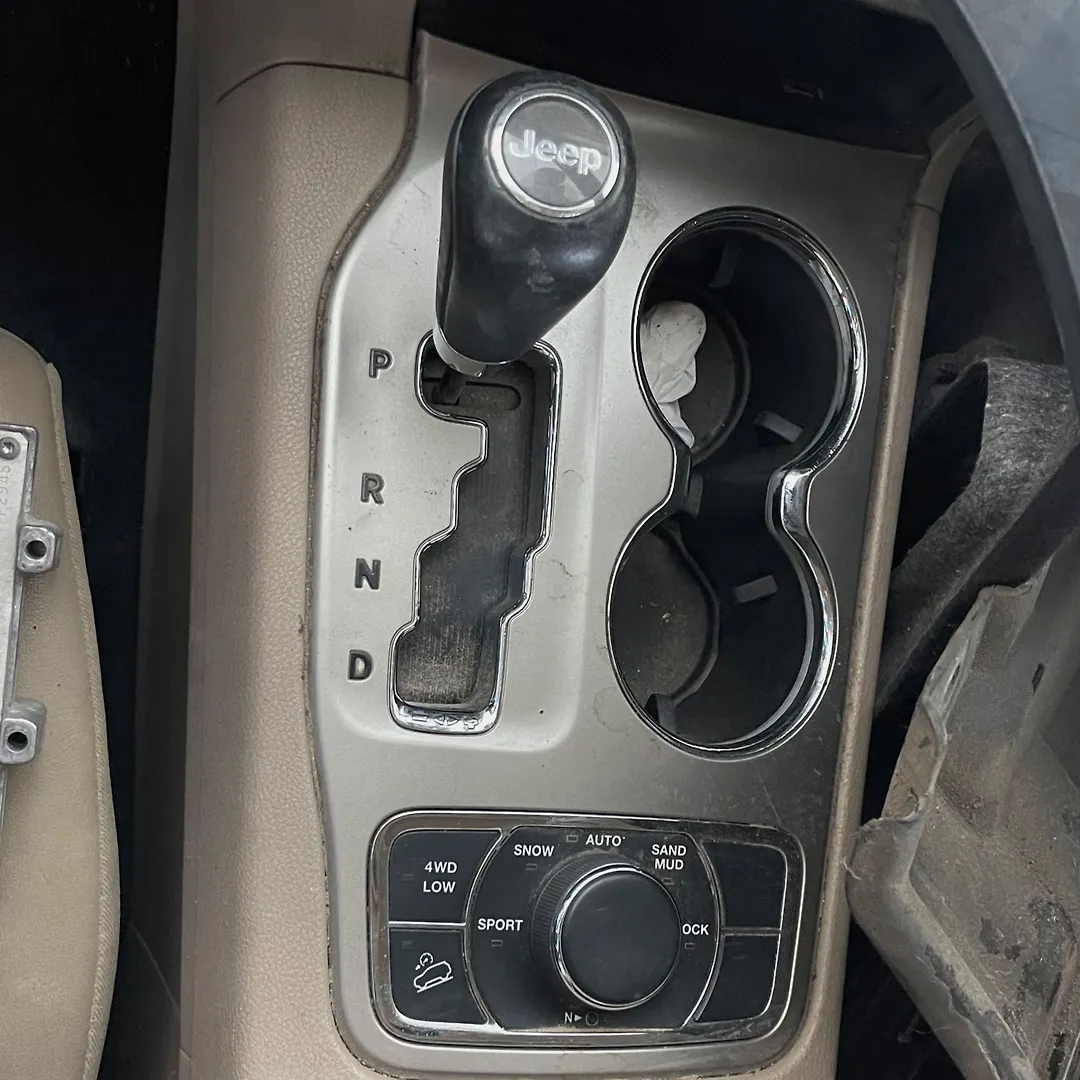 Gear Shift Knob(Automatic) - 2013 Jeep GRAND CHEROOKE