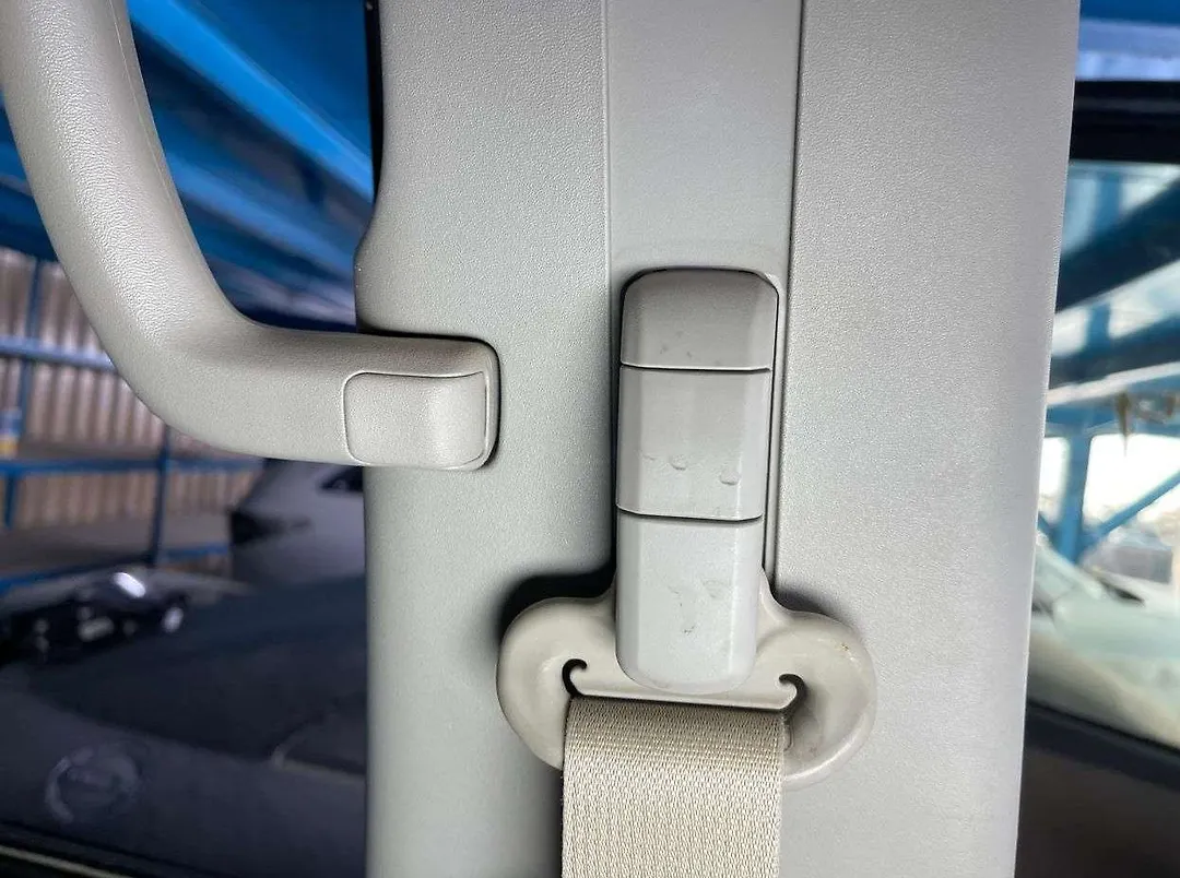 seat belt (LHF) - 2010 Nissan Armada