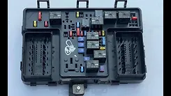 Fuse box - 2017 Lincoln MKX