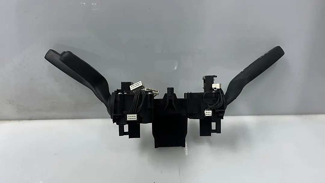 Indicator control Module - 2013 Audi Q3