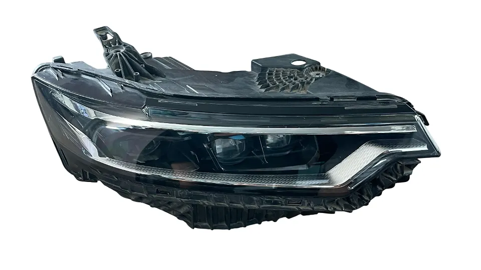 Headlight (RH) - 2020 Cadillac XT6