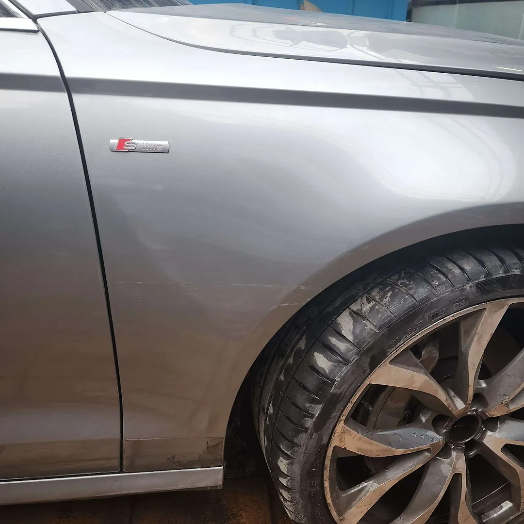 Fender (RHF) - 2012 Audi A6