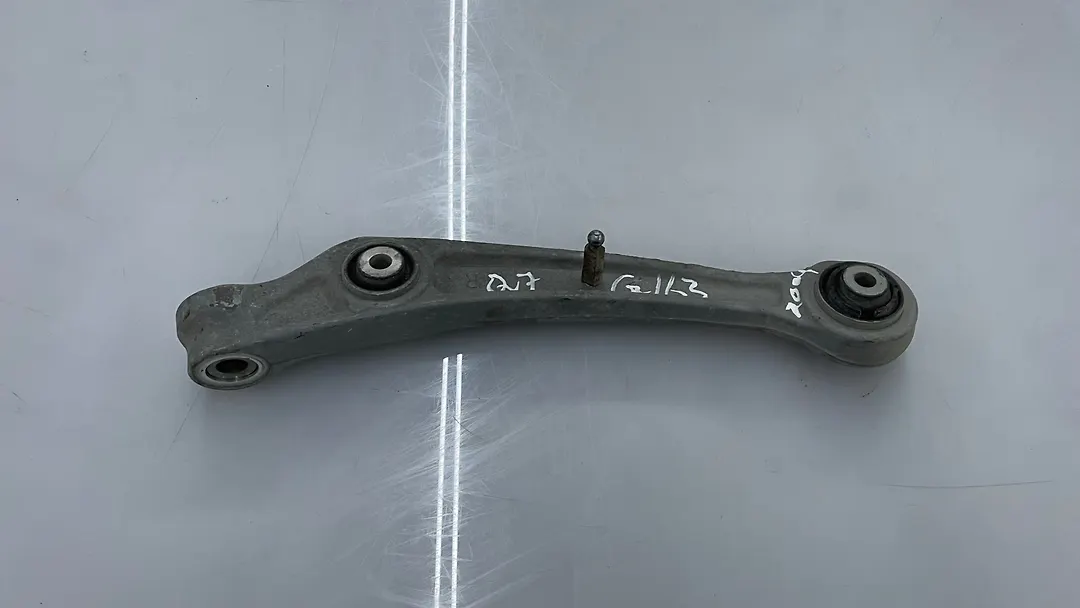 Lower arm (RH) - 2010 Volkswagen Tiguan