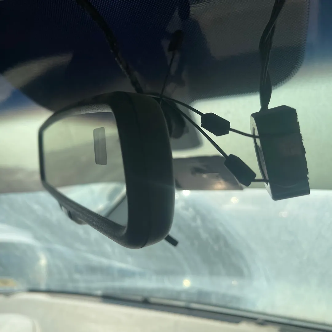 Rear view mirror - 2006 Nissan Armada