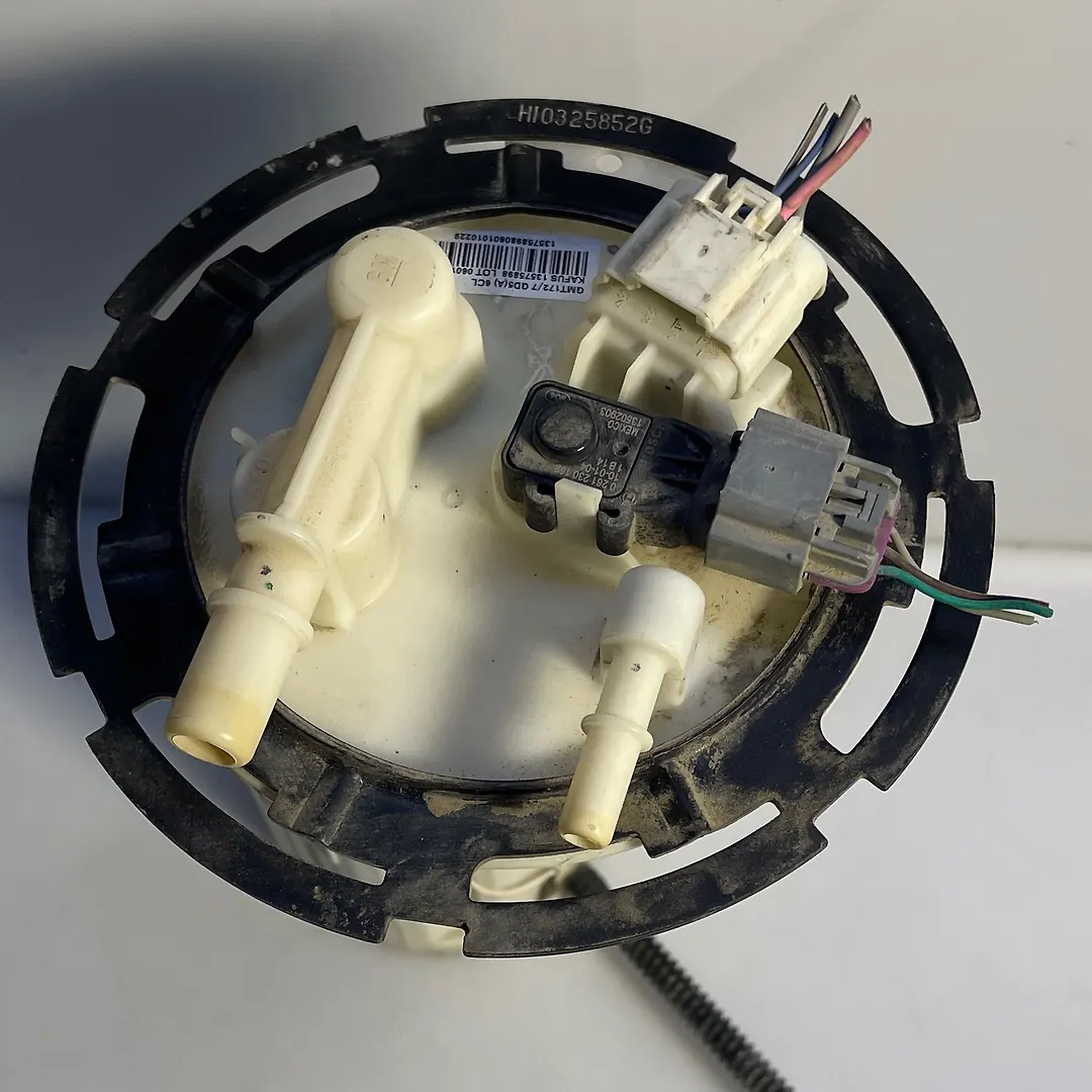 Fuel pump - 2010 GMC Terrain SLT1