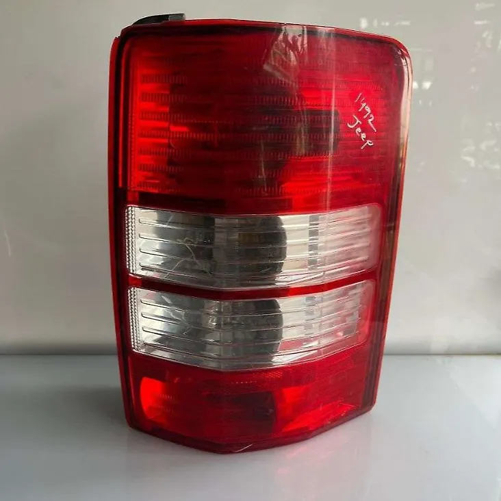Tail Light (RH) - 2010 Jeep Liberty SPORT