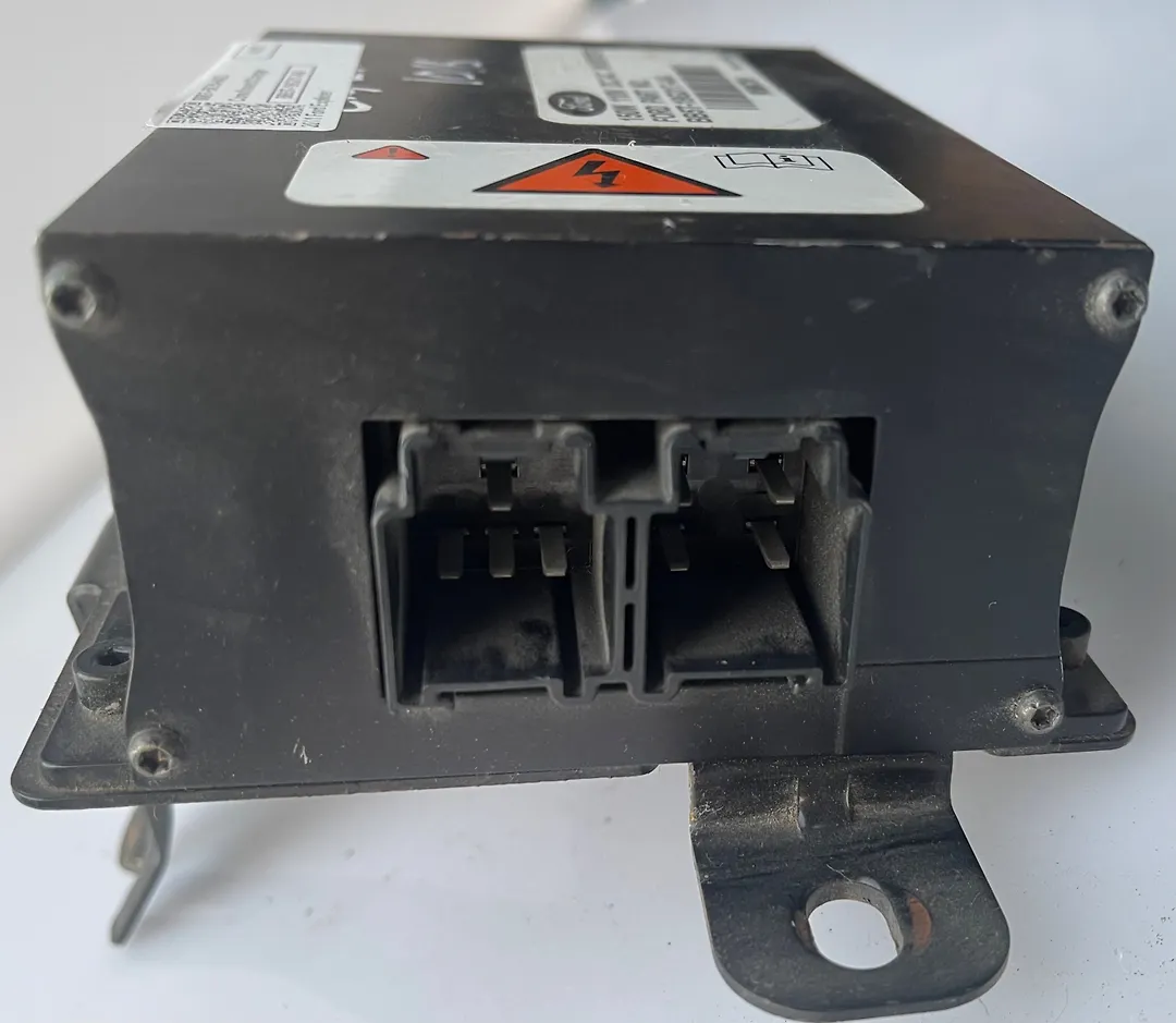 Conv/invert/charger - 2011 Ford Explorer