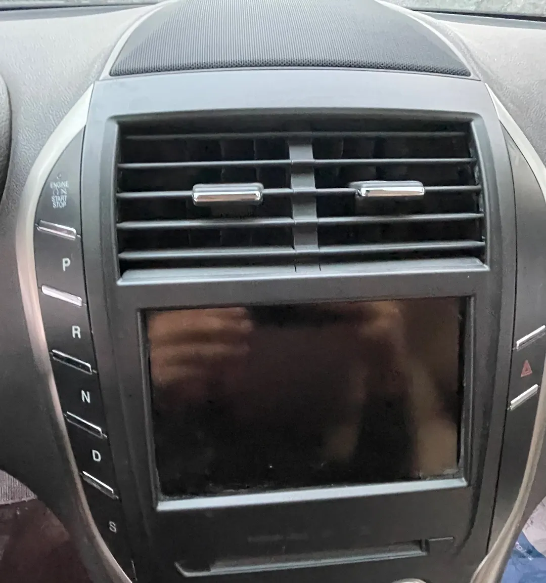 Info/GPS/TV Screen - 2015 Lincoln MKC