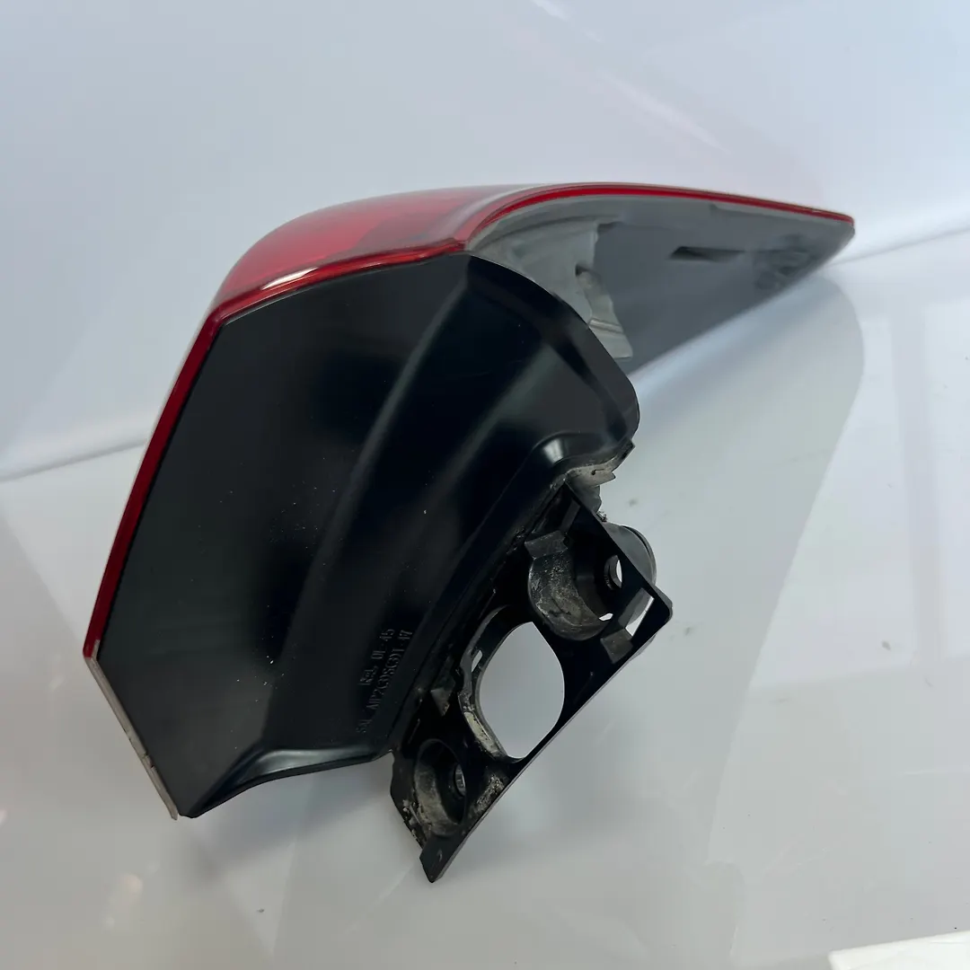 Trunk Light (LH) - 2018 Toyota Highlander SE
