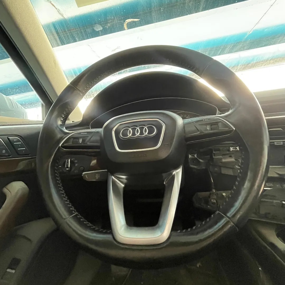Steering wheel - 2017 Audi A4