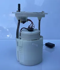 Fuel pump - 2018 Lincoln Continental Livery