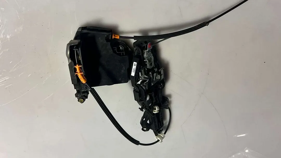 DOOR LOCK(LHF) - 2018 GMC Terrain