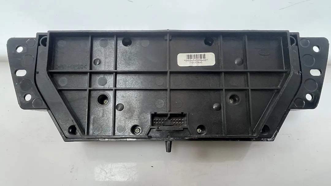 AC Switch - 2011 Land Rover LR2