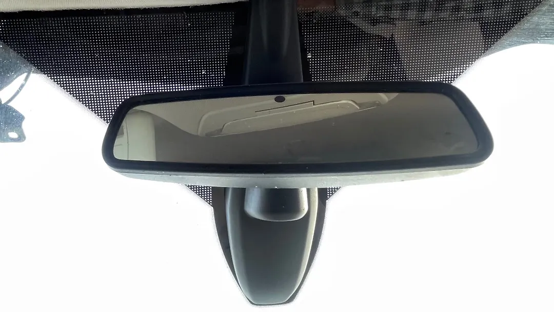 Rear view mirror - 2018 Ford Escape Titanium