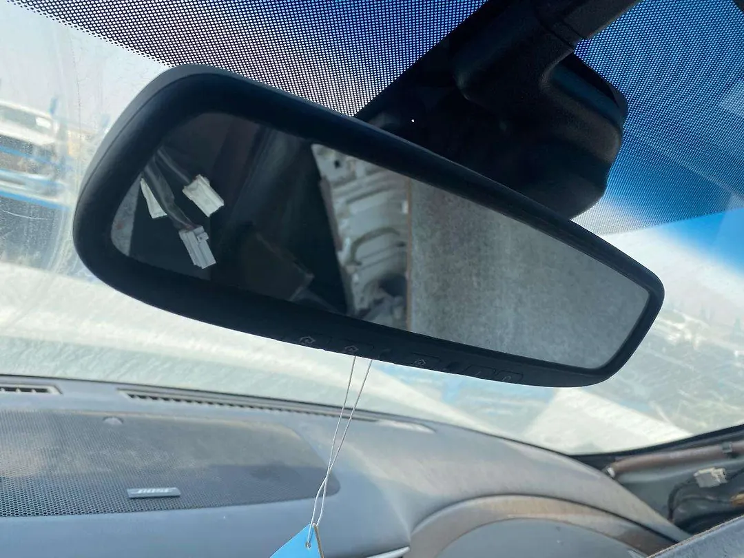 Rear view mirror - 2012 Infiniti QX56 5.6