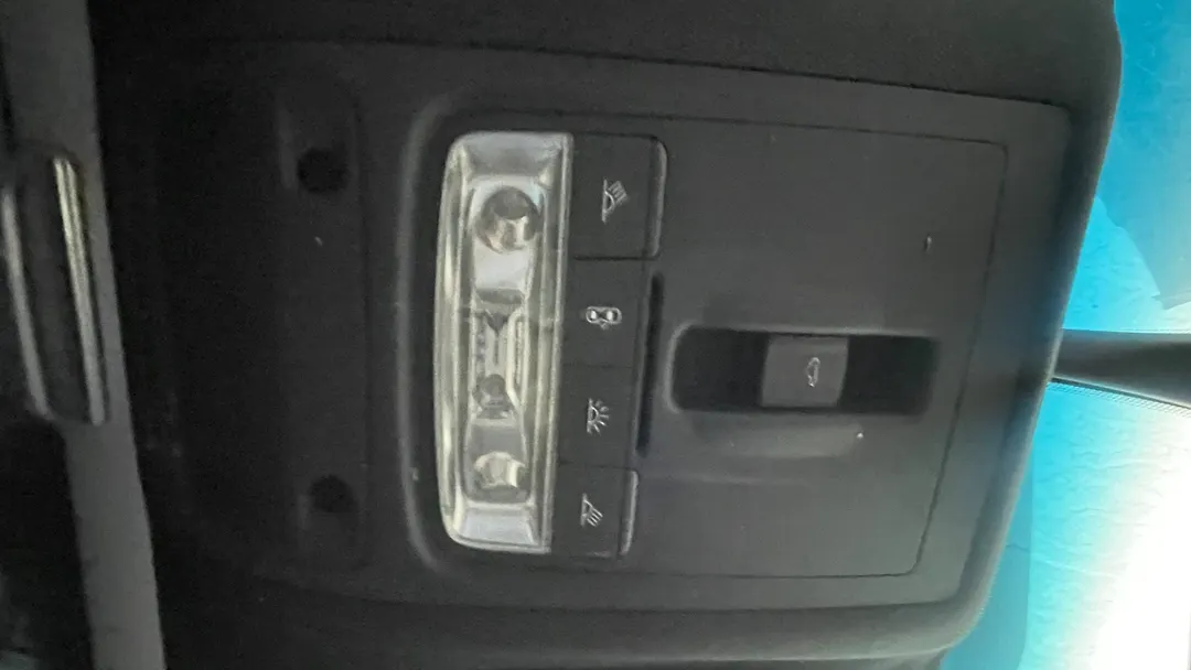Overhead Console - 2018 Audi A3