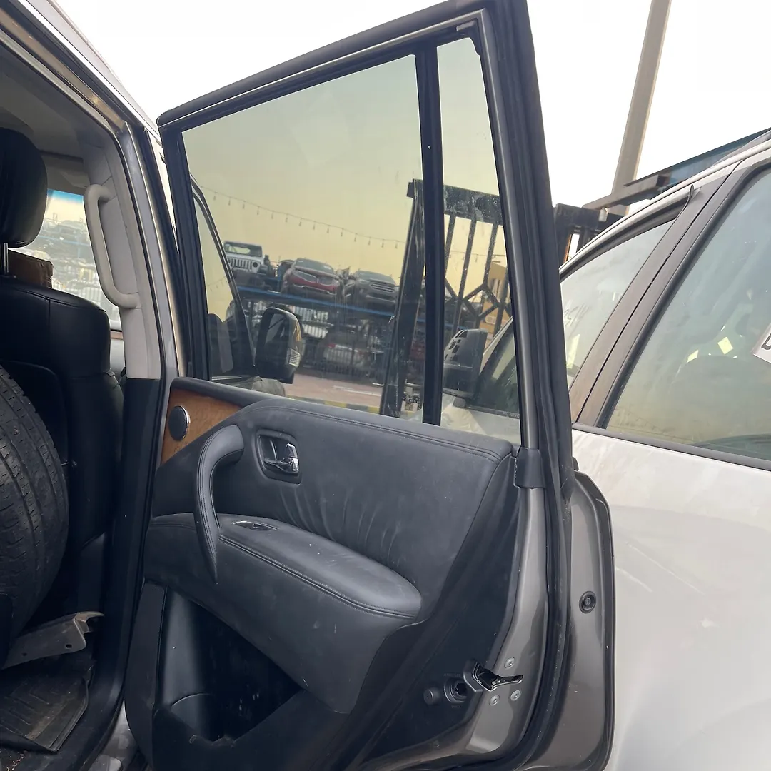 Door (LHB) - 2011 Infiniti QX56 5.6i