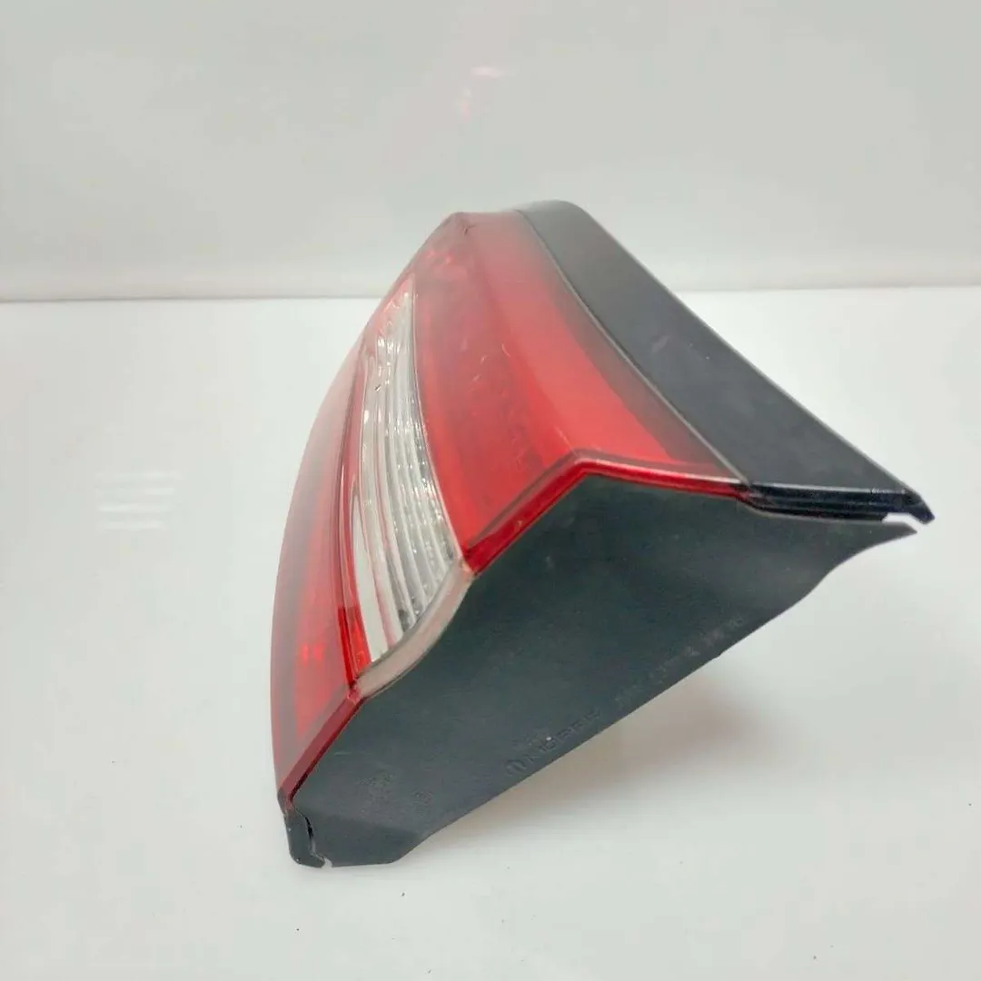 Tail Light (RH) - 2016 Jeep Cherokee