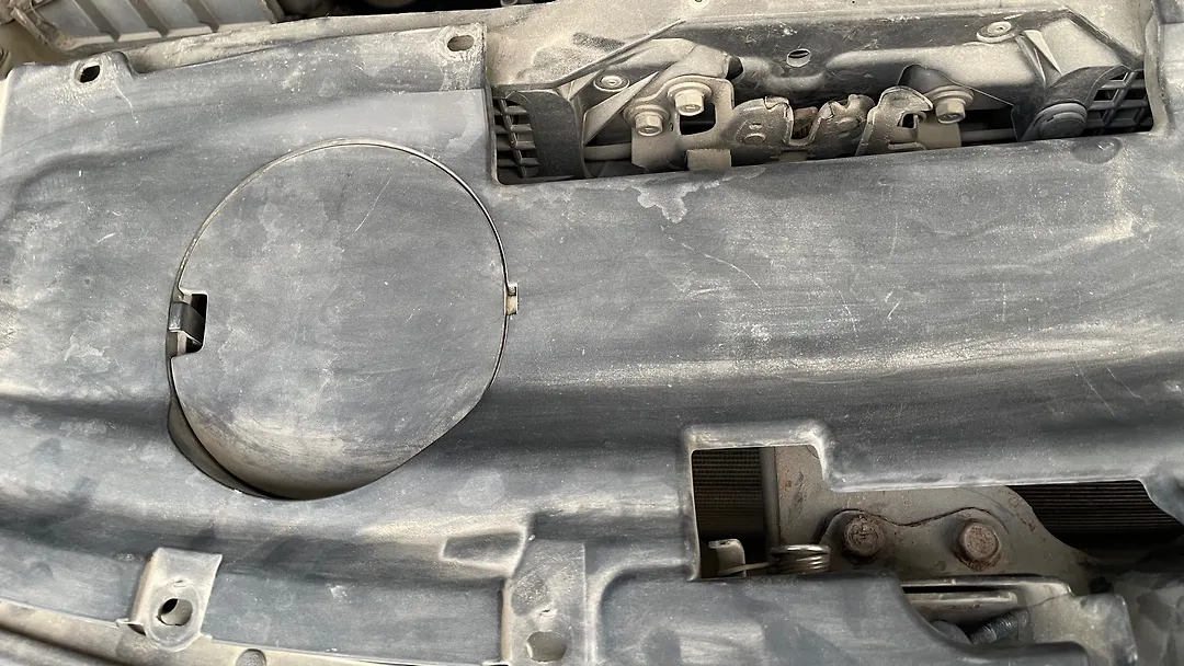 Radiator cover baffle - 2015 Infiniti QX60
