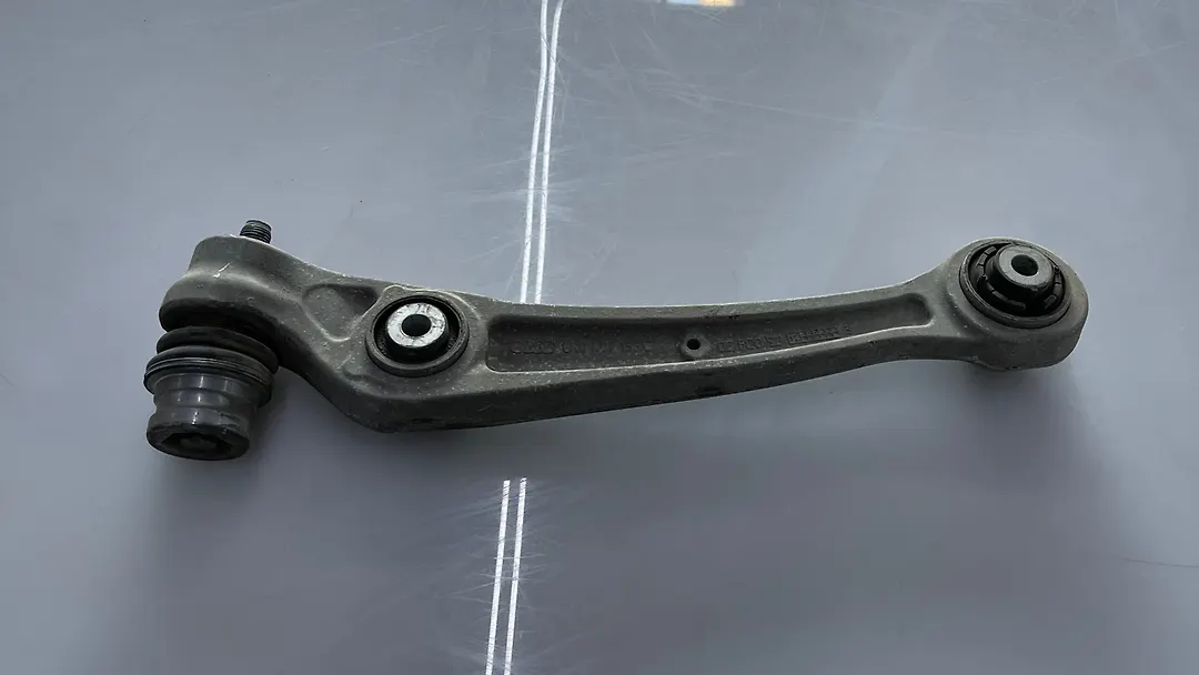Lower arm (RH) - 2011 Audi Q5 