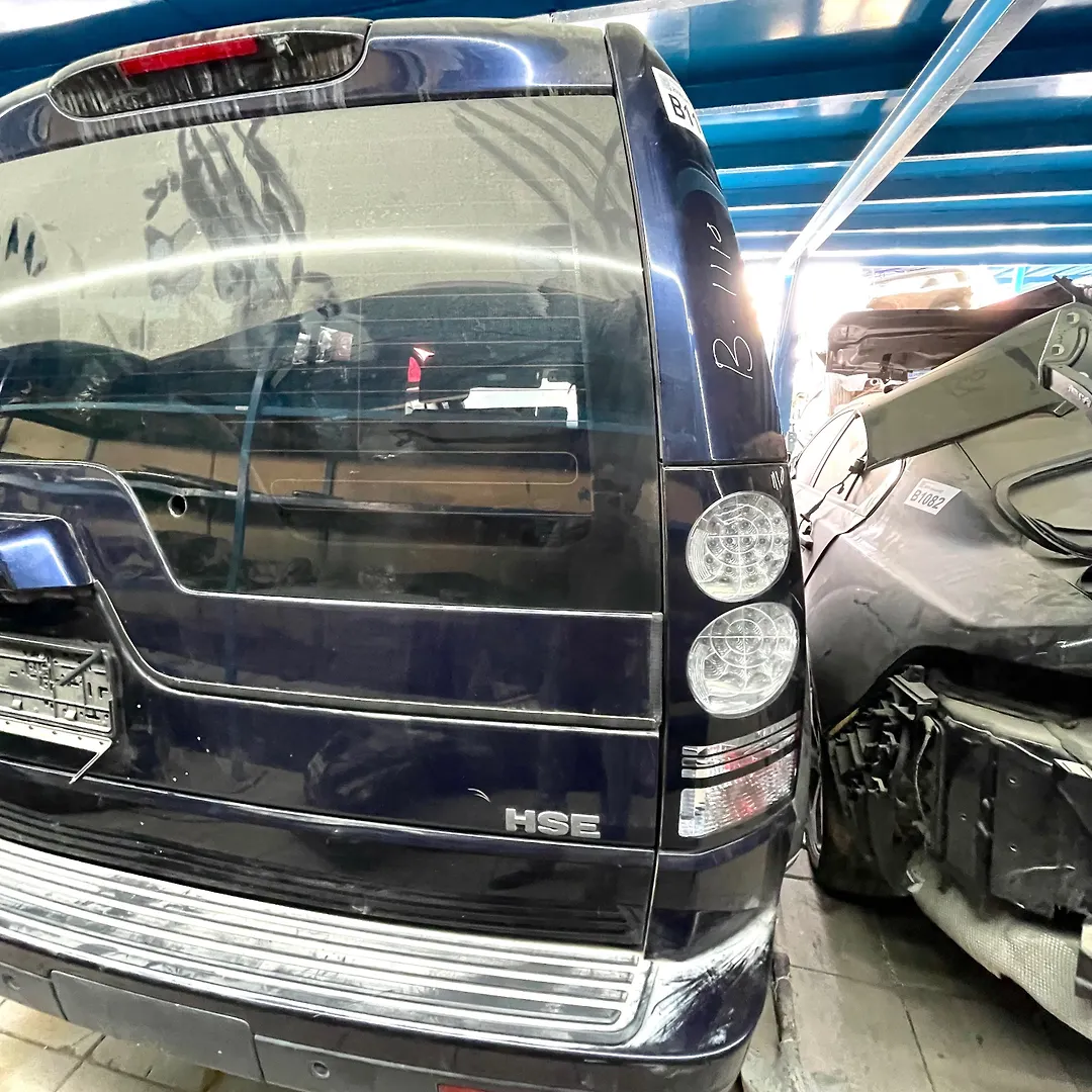 Trunk - 2014 Land Rover LR4