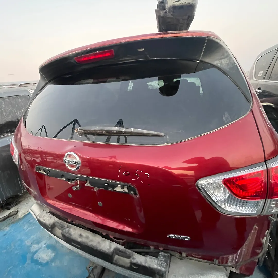 Trunk/hatch/tailgate - 2014 Nissan Pathfinder