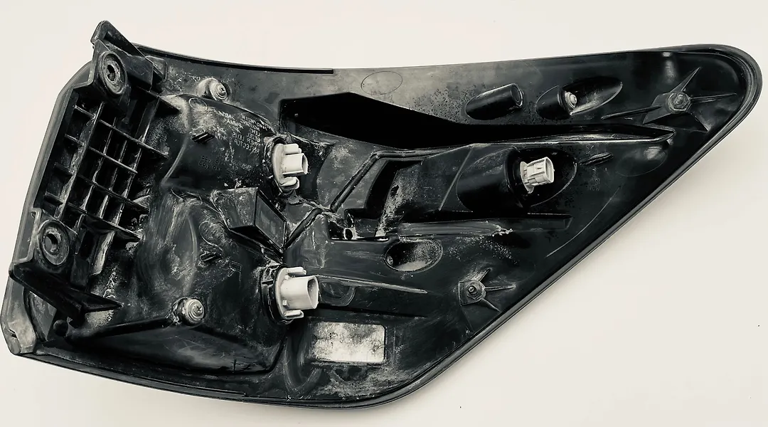Tail Light (LH) - 2016 Nissan Pathfinder