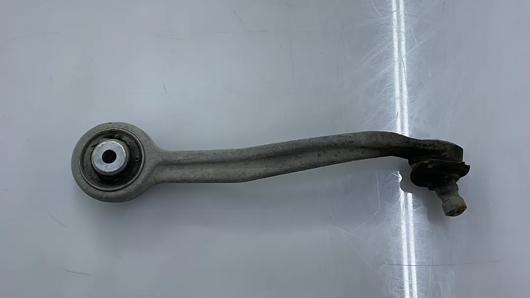 Upper arm (LH) - 2013 Audi A4