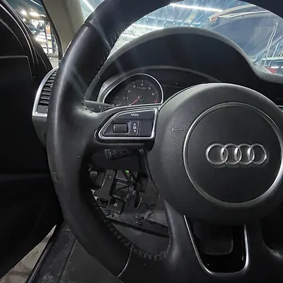 Steering wheel - 2014 Audi Q7