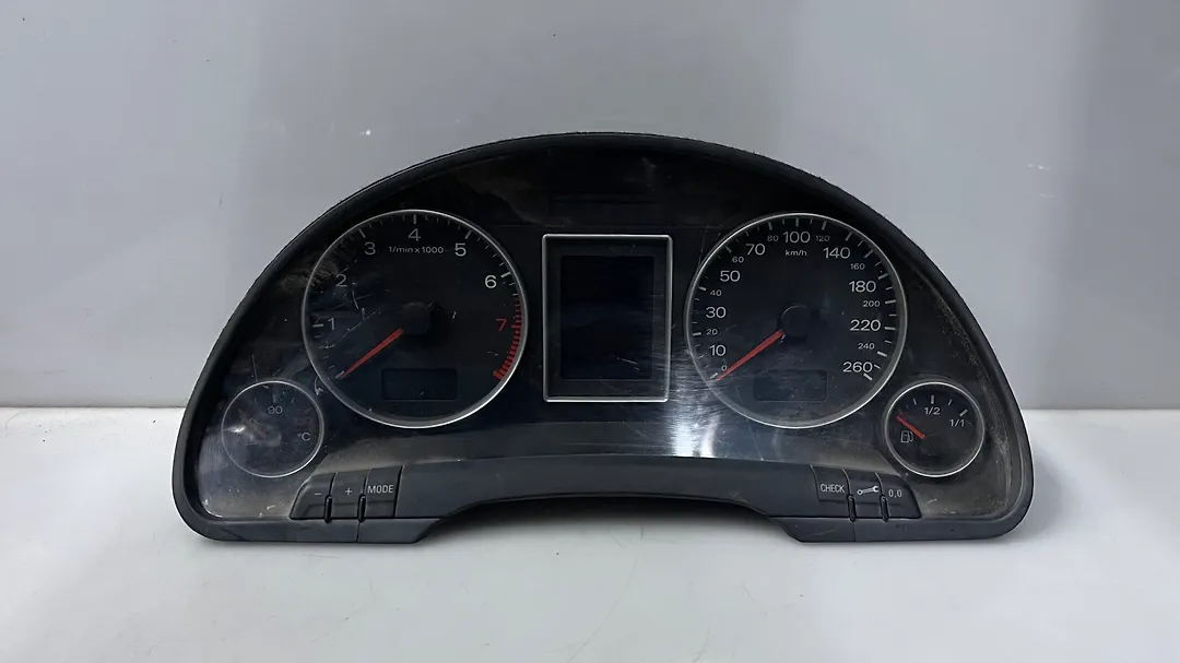Speedometer - 2006 Audi A4
