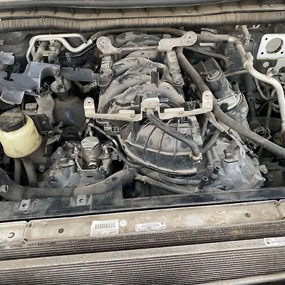 Engine  - 2017 Nissan Armada 5.6i