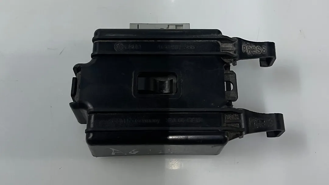 Headlight Control Module - 2012 Audi A6
